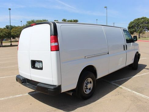 Used 2022 Chevrolet Express 3500 Extended w/ Driver Convenience Package RWD image 5