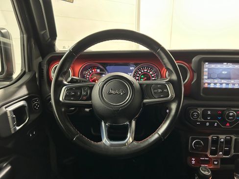 Used 2020 Jeep Wrangler Unlimited Rubicon AWD/4WD image 14