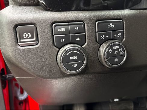 Used 2023 Chevrolet Silverado 1500 RST w/ Z71 Off-Road Package image 33