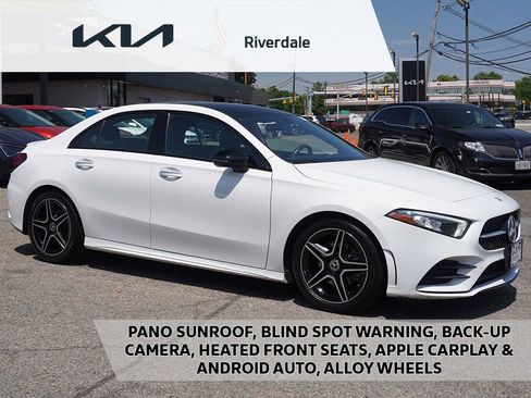 Used 2022 Mercedes-Benz A 220 4MATIC image 1