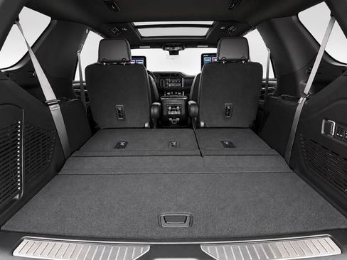 Used 2021 GMC Yukon XL Denali w/ Denali Premium Package AWD/4WD image 22