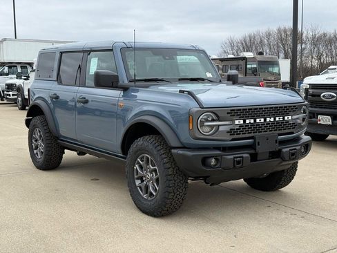 New 2025 Ford Bronco Badlands AWD/4WD image 35
