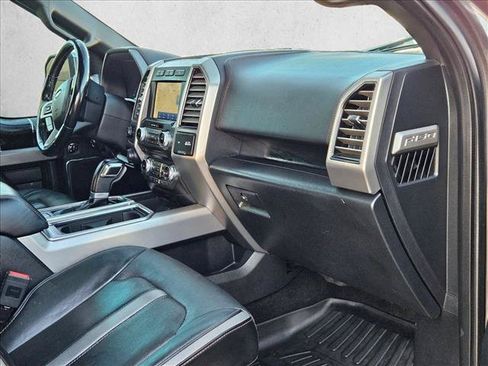 Used 2018 Ford F150 Platinum w/ Equipment Group 701A Luxury AWD/4WD image 18