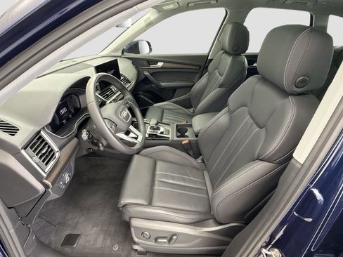 Certified 2025 Audi Q5 2.0T Premium Plus w/ Premium Plus Package AWD/4WD image 18