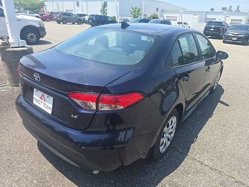 Used 2023 Toyota Corolla LE FWD image 5