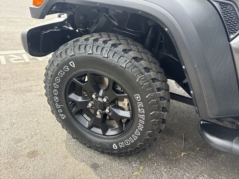 Used 2021 Jeep Wrangler Sport AWD/4WD image 27