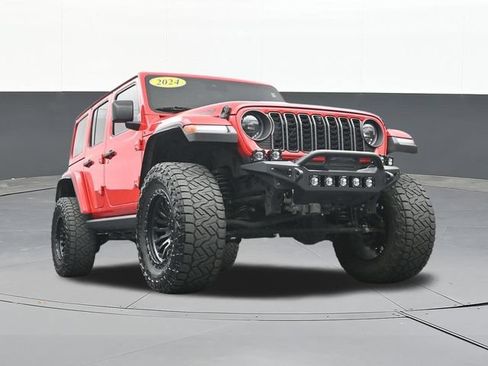 Used 2024 Jeep Wrangler Unlimited Rubicon AWD/4WD image 61