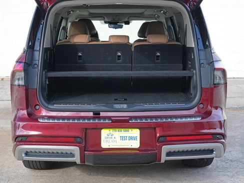 Used 2025 INFINITI QX80 Sensory w/ Exterior Package AWD/4WD image 10
