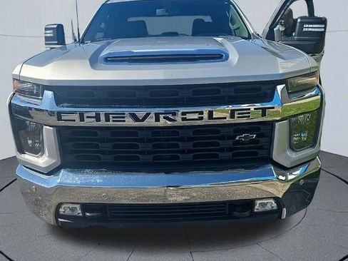 Used 2022 Chevrolet Silverado 2500 LT w/ All Star Edition AWD/4WD image 9