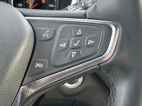 Used 2024 Chevrolet Equinox LT image 15