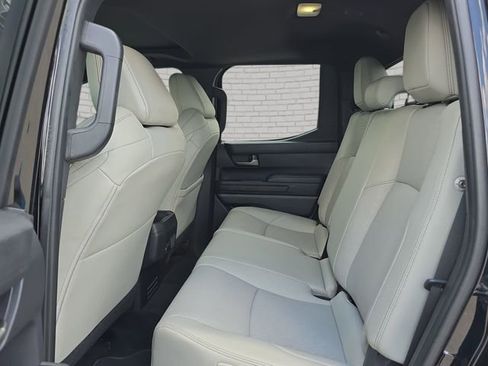 Used 2024 Toyota Tacoma Limited w/ Limited Package (LT) AWD/4WD image 14