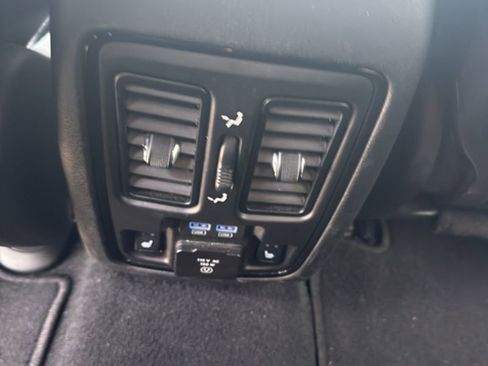 Used 2024 Dodge Durango GT image 12