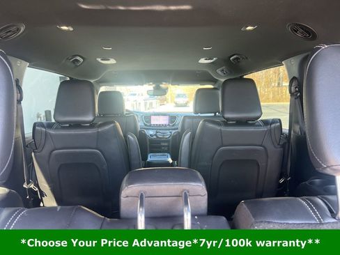 Certified 2022 Chrysler Pacifica Touring-L w/ S Appearance Package image 18