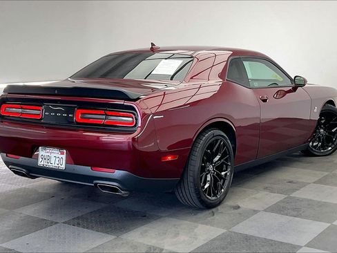 Used 2019 Dodge Challenger R/T Scat Pack RWD image 13