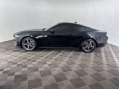 Used 2025 Ford Mustang Coupe image 10