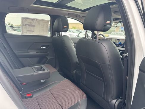 New 2026 Nissan Kicks SR w/ SR Premium Package AWD/4WD image 19