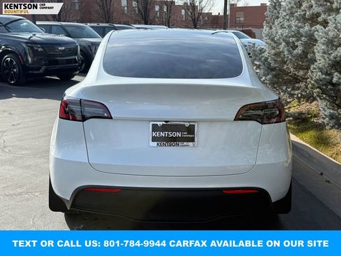 Used 2023 Tesla Model Y Long Range image 7