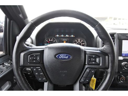 Used 2019 Ford F150 XLT w/ Equipment Group 302A Luxury AWD/4WD image 17