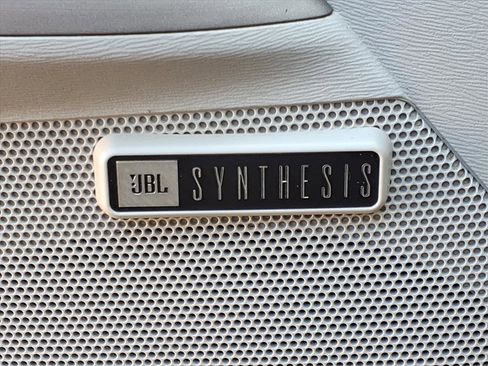 Used 2009 Toyota Venza AWD image 10