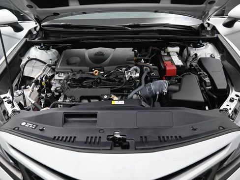 Used 2024 Toyota Camry SE FWD image 34
