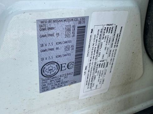 Used 2020 Nissan Pathfinder S image 23