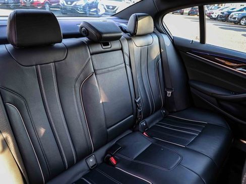 Used 2019 BMW 530e image 24