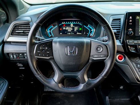 Used 2023 Honda Odyssey Sport image 42