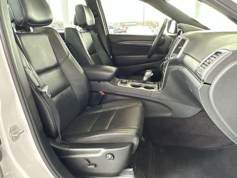 Certified 2018 Jeep Grand Cherokee High Altitude AWD/4WD image 41