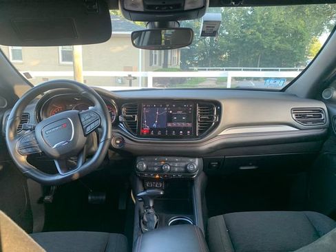 Used 2025 Dodge Durango GT AWD/4WD image 14