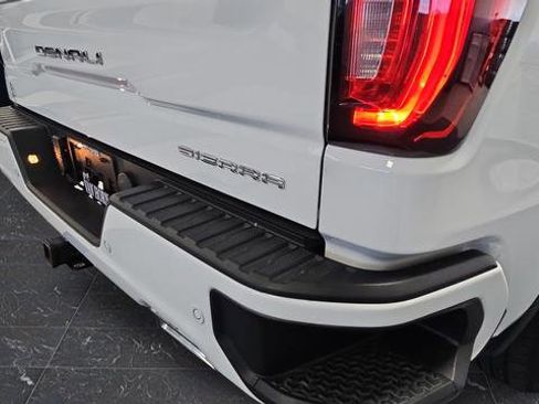 Used 2023 GMC Sierra 1500 Denali w/ Denali Reserve Package AWD/4WD image 40