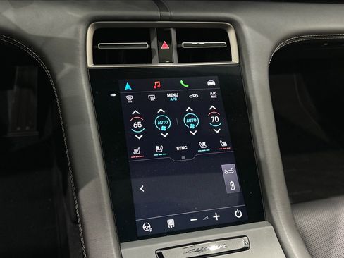 Certified 2025 Porsche Taycan Turbo image 36