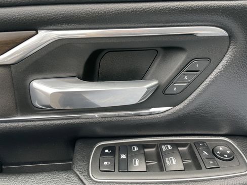 Certified 2022 RAM 1500 Laramie image 35