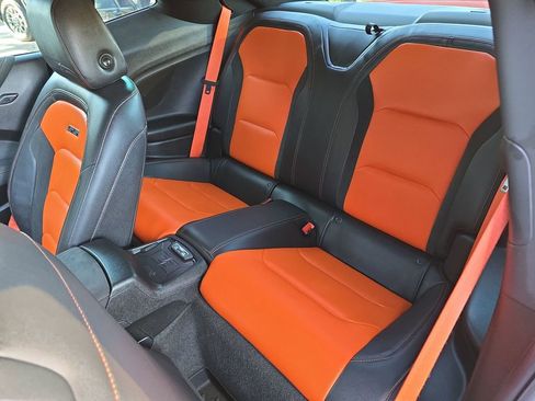 Used 2018 Chevrolet Camaro SS w/ Hot Wheels Edition image 27