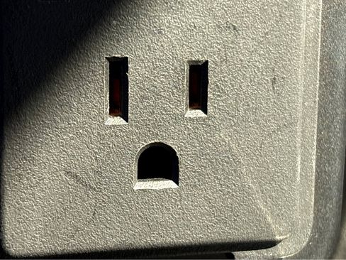 Used 2021 Chevrolet Silverado 1500 LTZ w/ LTZ Convenience Package II image 30