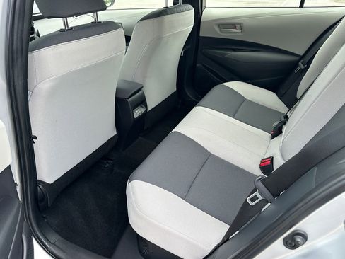 Used 2024 Toyota Corolla LE FWD image 15