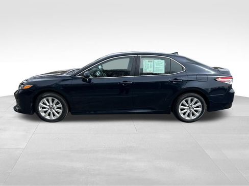 Certified 2020 Toyota Camry LE w/ Convenience Package image 3