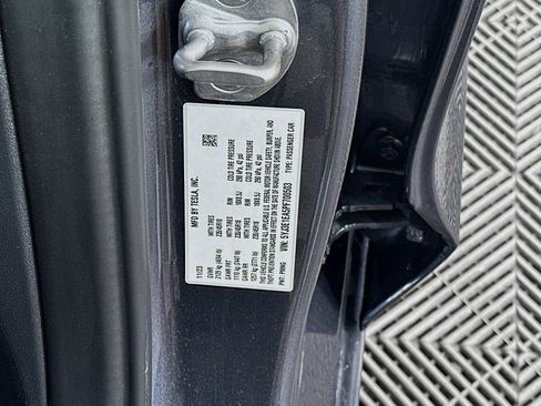 Used 2023 Tesla Model 3 Standard Range RWD image 12