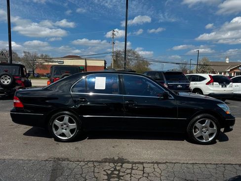 Used 2004 Lexus LS 430 RWD image 4