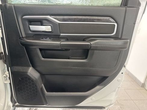 Used 2024 RAM 2500 Big Horn image 9