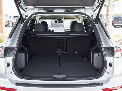 New 2025 Mitsubishi Outlander SE image 25