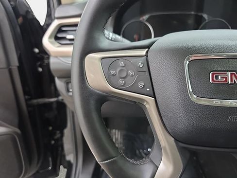 Used 2023 GMC Acadia Denali AWD/4WD image 17