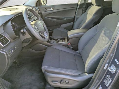 Used 2019 Hyundai Tucson Value FWD image 16