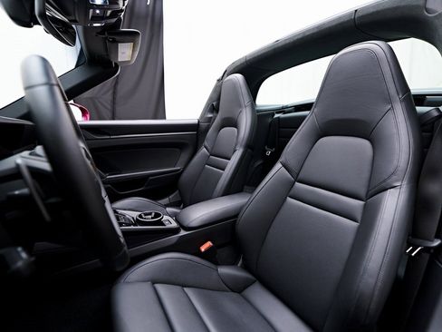 Used 2024 Porsche 911 Targa 4 GTS w/ Premium Package image 58