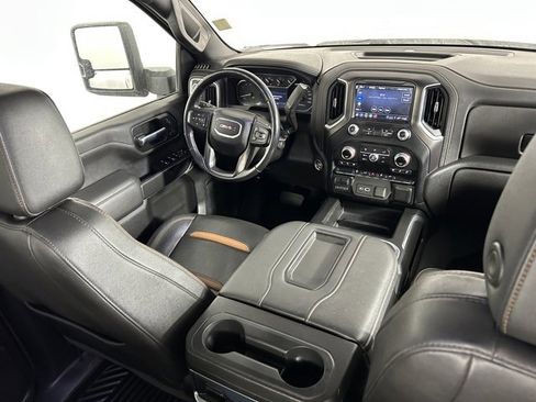 Used 2022 GMC Sierra 3500 AT4 image 16