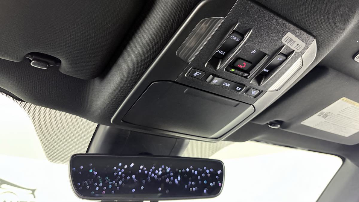 Used 2025 Toyota Highlander XSE AWD/4WD image 24