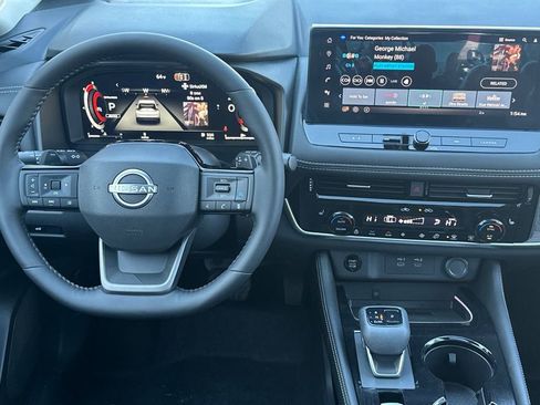 New 2026 Nissan Rogue Platinum w/ Platinum Premium Package AWD/4WD image 14
