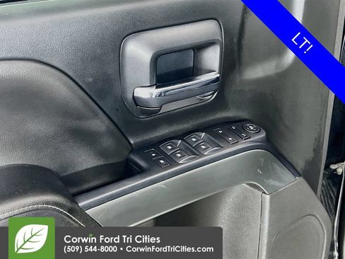 Used 2018 Chevrolet Silverado 1500 LT w/ LT Eassist Package AWD/4WD image 12