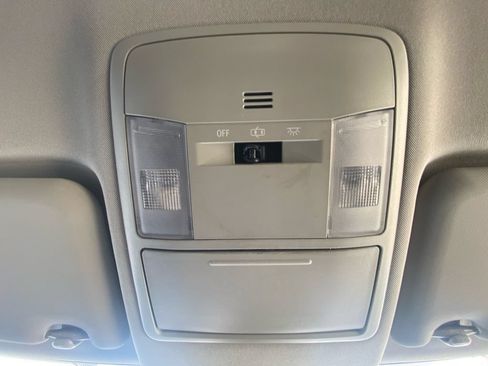 Used 2018 Toyota RAV4 LE w/ All Weather Liner Package AWD/4WD image 25