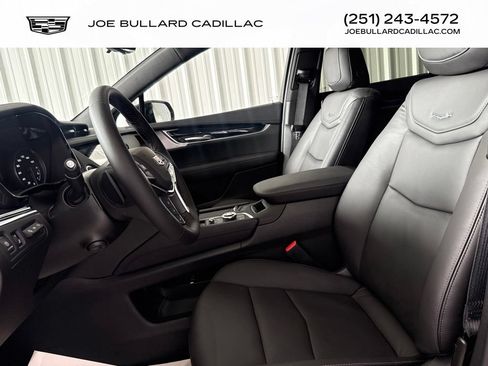 New 2026 Cadillac XT5 Premium Luxury w/ Driver Assist Package FWD image 8