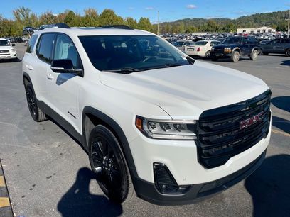 Used 2023 GMC Acadia SLT w/ Elevation Edition